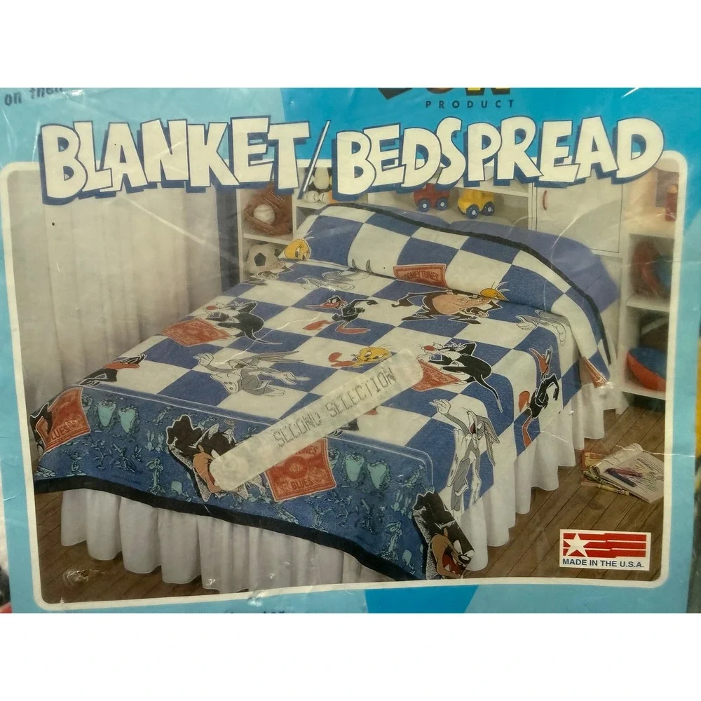 Vintage Looney Tunes 1994 Toddler Blanket Bedspread 45
